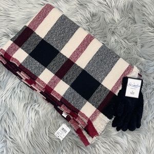 Plaid scarf & gloves